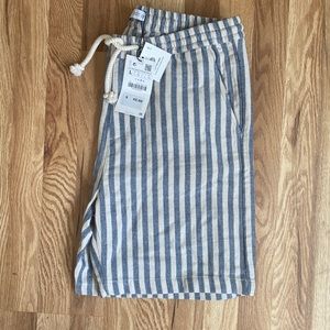 Zara Men’s Stripped Linen Shorts